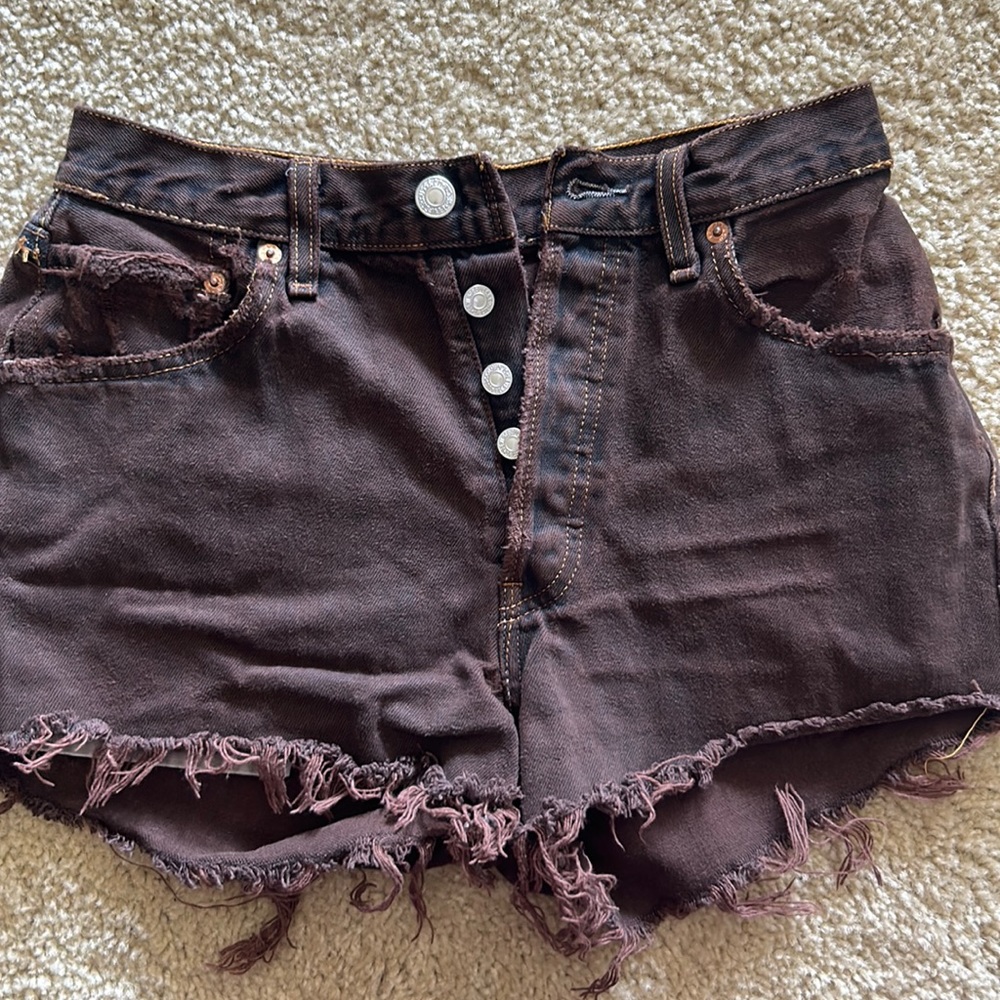 Levi’s daisy dukes